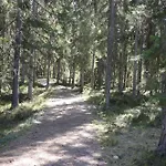 Anno 1721 Uten Internett, Strom, Vann - Men Med Rodmalt Utedo Ljørdal