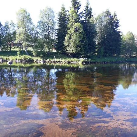 Anno 1721 Uten Internett, Strom, Vann - Men Med Rodmalt Utedo Ljordal